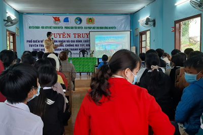 Tham gia tuyên truyền phổ biên Luật hôn nhân và gia đình, Luật giao thông đường bộ, luật về phòng chống ma túy , HIV/AIDS của Huyện Đoàn và Công An huyện Ba Tơ