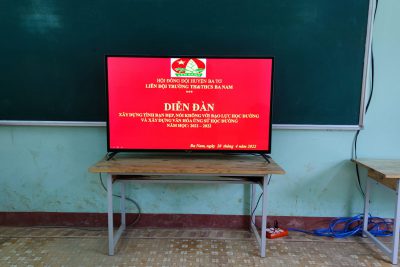 Chiều ngày 20/4/2022 Tổng phụ trách đội phổ biến xây dựng tình bạn đẹp nói không với bạo lực học đường và xây dựng văn hoá ứng xử học đường.